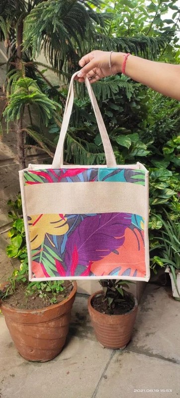 Astara Printed Jute Bag