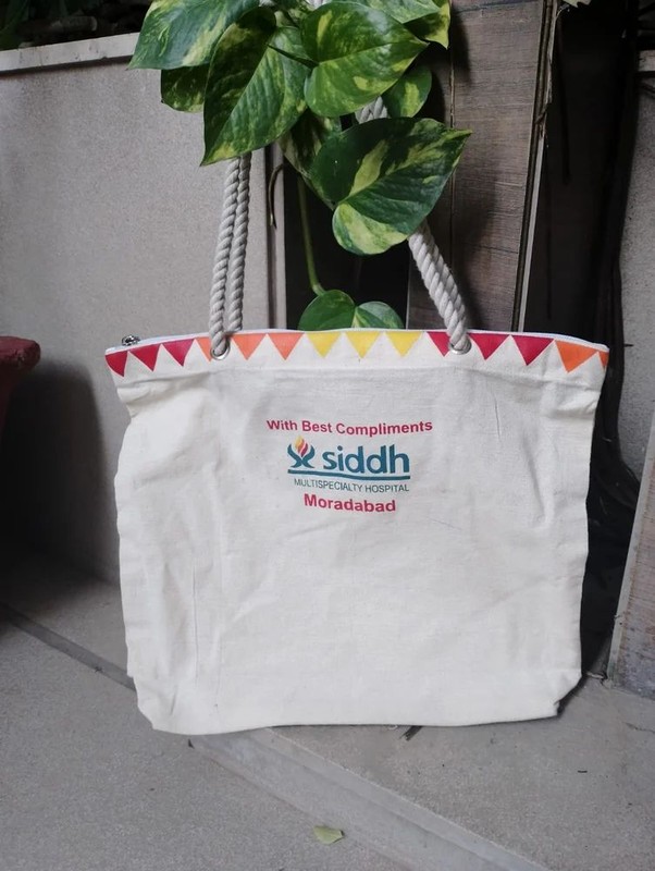 Cotton Canvas Zippered bag
