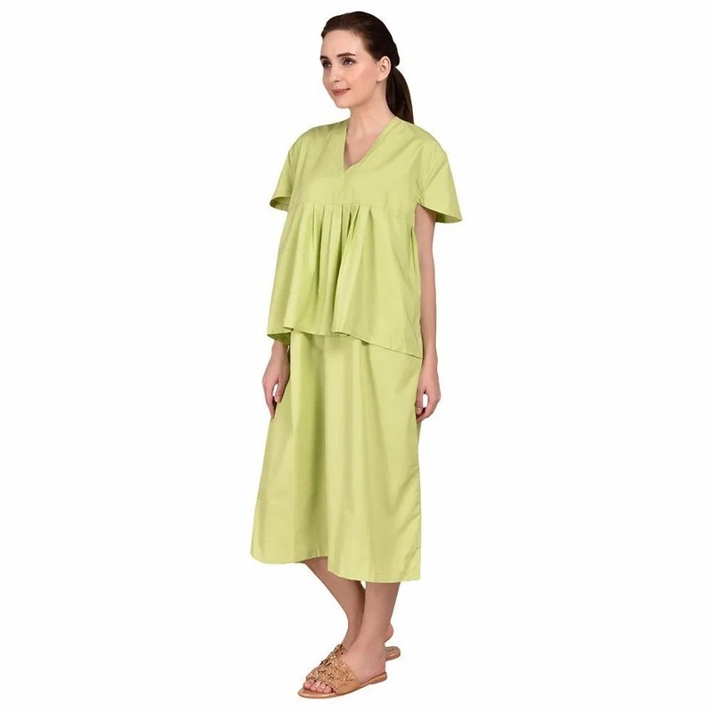 Multicolor Half Sleeves Feeding Maternity Gown