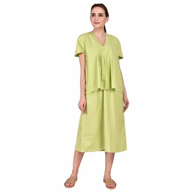 Multicolor Half Sleeves Feeding Maternity Gown