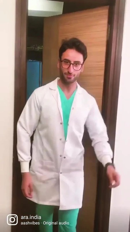 Ara India White Doctor Lab Coat